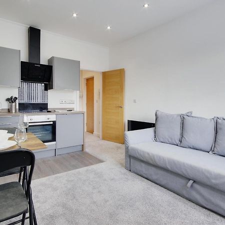 279 Ashley Road Lejlighed Poole Eksteriør billede